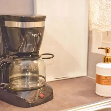 Casa Nikol Corfu - High Speed Wifi & Private Parking * Anemomylos