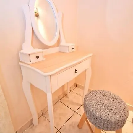 Casa Nikol In Garitsa Bay Corfu - High Speed Wifi Apartment *