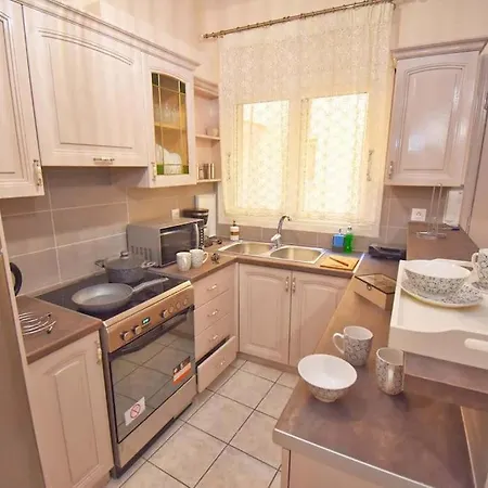Casa Nikol In Garitsa Bay Corfu - High Speed Wifi *
