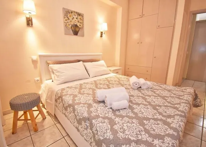 Casa Nikol Corfu - High Speed Wifi & Private Parking