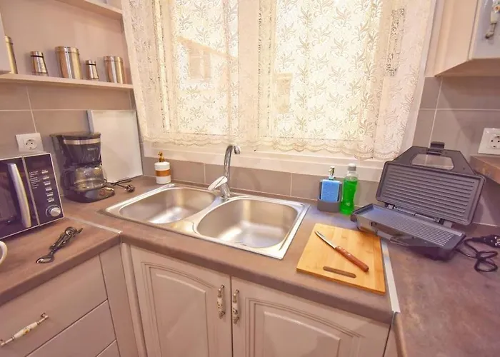 Casa Nikol Corfu - High Speed Wifi & Private Parking Appartement *